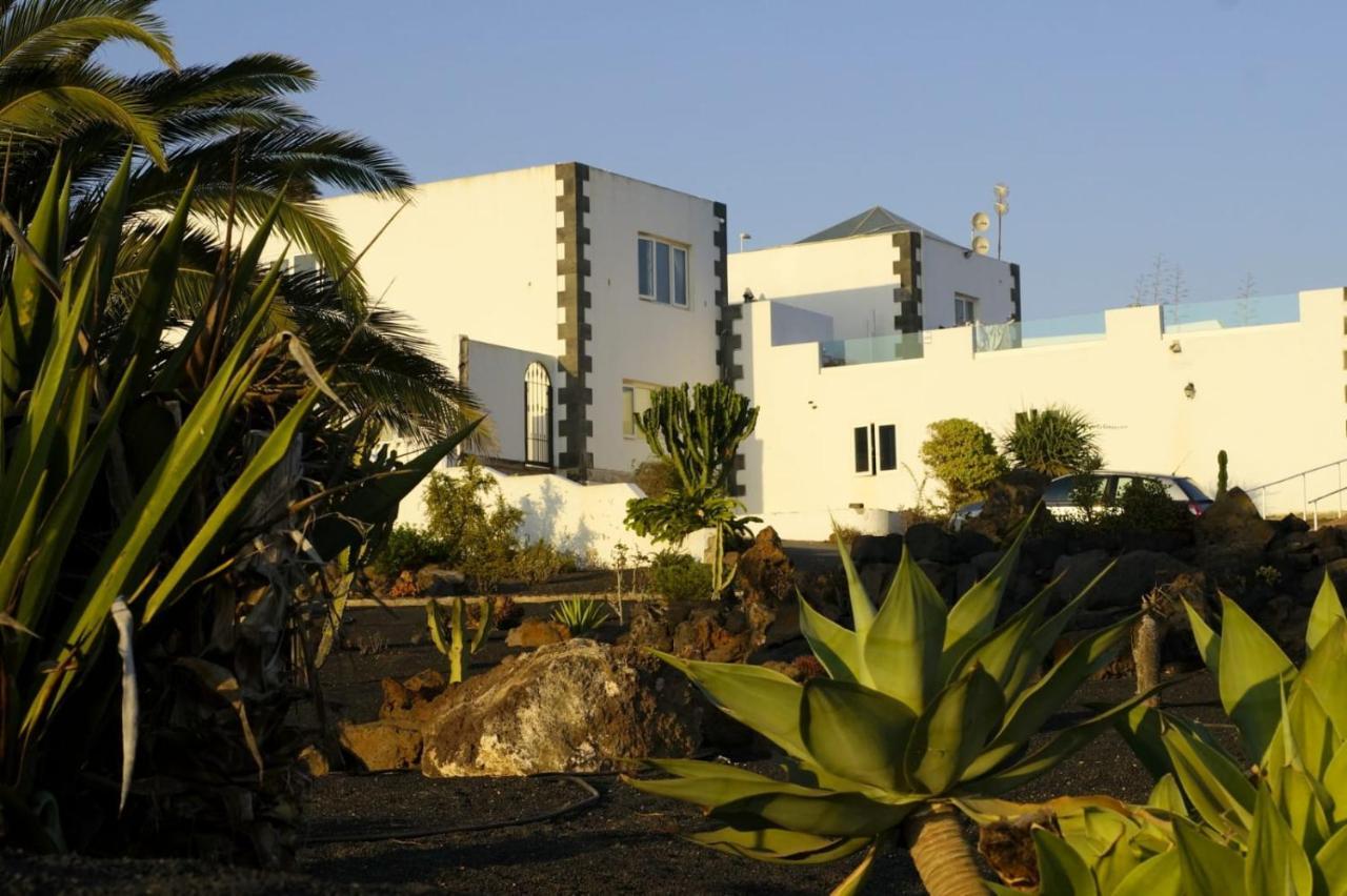 The Tent Guime Exterior photo